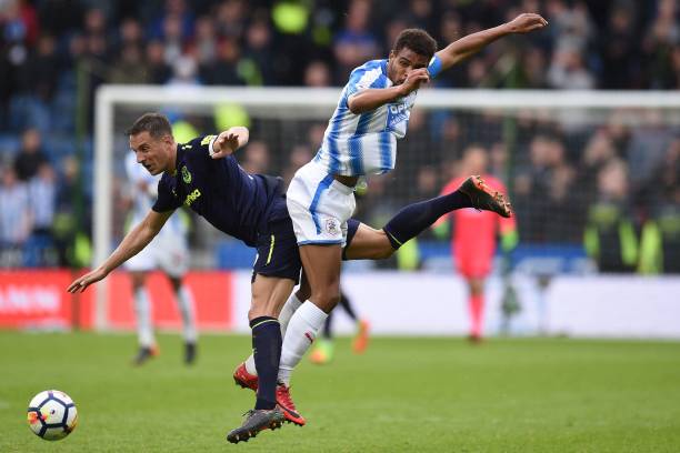 比赛中创下 比赛中创下