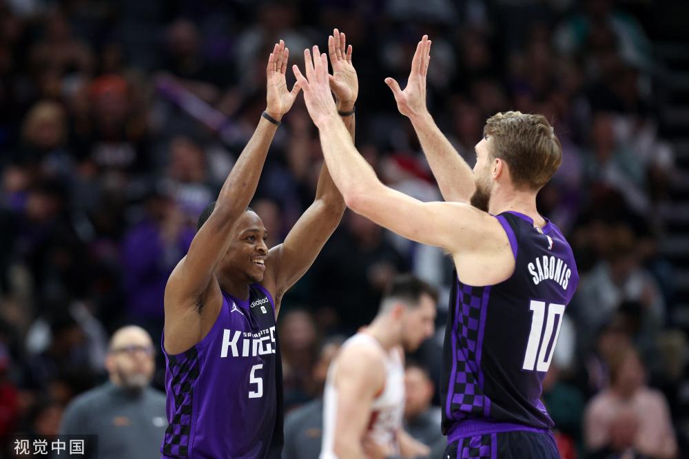 隊員姆韋姆 隊員姆韋姆